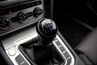 Volkswagen Passat Variant 2.0 TDI BMT Comfortline - 19