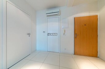 | exkluzívny byt s krbom, saunou a garážou v unikátnej lokal - 19