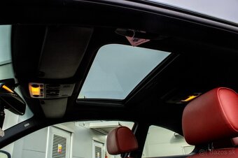 BMW E92 330d xDrive 180kw AT/6 2010 - 19