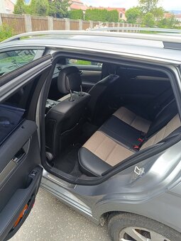 Mercedes C220 CDI Combi (Zadretý motor) - 19