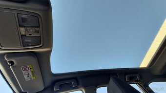 Toyota Auris Hybrid LPG Touring Sports Active Comfort - 19