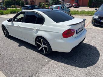 BMW e90 318d - 19