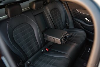 Mercedes-Benz GLC 300de 4Matic AMG Line - 19
