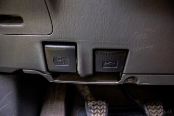 Toyota Land Cruiser J12 3,0 - 19