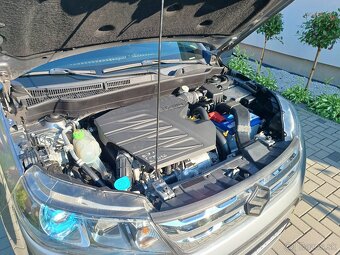 SUZUKI Vitara 1,6 DDiS Elegance 4x4 automat - 19
