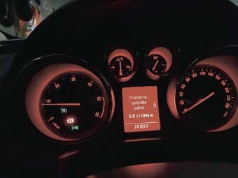 Insignia Sport Tourer - 19