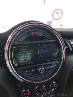 Mini Cooper S JCW 2.0i 192k MT6 3.dv. za 9.990 € - 19