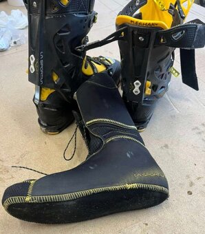 Scarpa č 44,5 + La Sportiva č 46 - 19