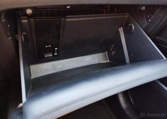 Hyundai ix35 1,6 GDI 99 KW CZ benzín manuál 99 kw - 19