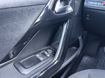 Peugeot 208 1.2 PureTech 61kW MT5 Active - 19