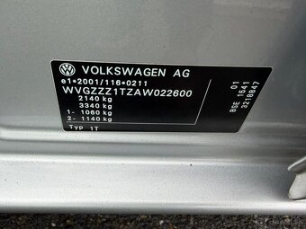 ►VW TOURAN 1,6 MPI FREESTYLE- 7 MÍST, PARK. SENZORY, NAVI ◄ - 19
