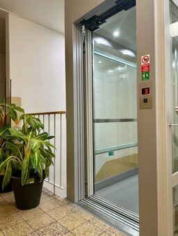 Svetlý 3-izbový byt s loggiou, ul.Ondrejovova, Bratislava II - 19