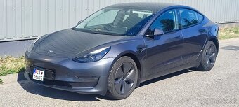 Tesla Model 3 Long Range 82kWh AWD, dual motor  20 745 € Mož - 19