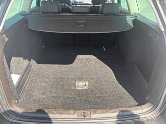 Predám Volkswagen Passat B7 2.0 TDI 103 KW - 19