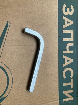 Uaz, Gaz ochranné manžety na nápravu predám - 19