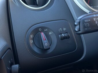 Seat Ibiza ST 1.4 16V benzín 63 kW, 2011 - 19