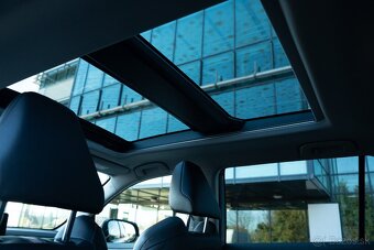 Toyota RAV4 2.5 Hybrid e-CVT Adventure AWD JBL + SKYVIEW - 19