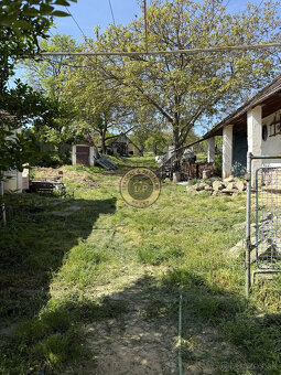 Na predaj starší rodinný dom v obci Tepličky  okr. Hlohovec - 19