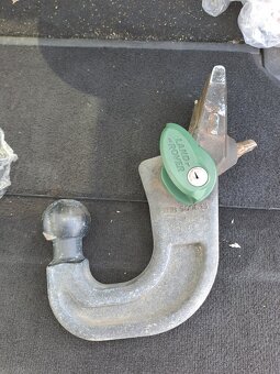 PREDÁM LAND ROVER DISCOVERY 3, 2.7 TDV6 SE - 19