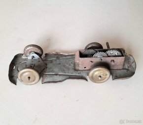 Staré hračky auto - 19