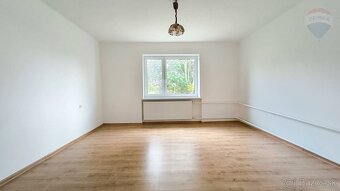 NA PREDAJ: Zrekonštruovaný  4-izb RD, Kolta - 19