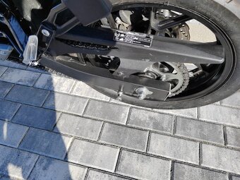 Suzuki dl 250 v-strom - 19