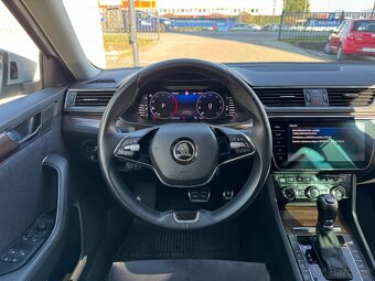 Škoda Superb Combi 2.0 TDI SCR Scout 4x4 DSG - 19