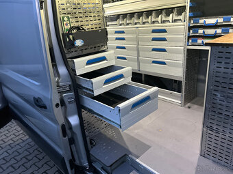 Ford Transit 2.2 Tdci, L1H2, regálový systém SORTIMO, DPH - 19