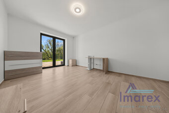 RD pri vode a lese v Novej Dedinke - 19