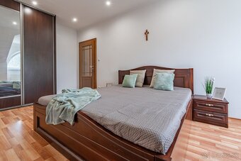 Predaj rodinného domu v Šamoríne za výbornú cenu - 19