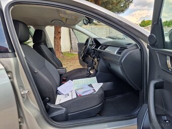 Škoda Rapid Spaceback 1.2 TSi DSG 90k Ambition (benzín) - 19