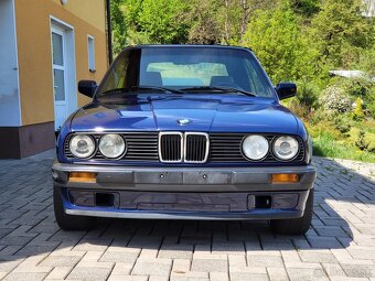 Bmw e30 318i - 19