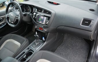 KIA Ceed 1.60 CRDi, Platinum, Automat, Xenon, TOP stav - 19