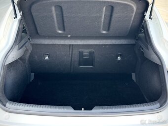 Hyundai i30 fastback 1.5 T-GDI MHEV STYLE - 19