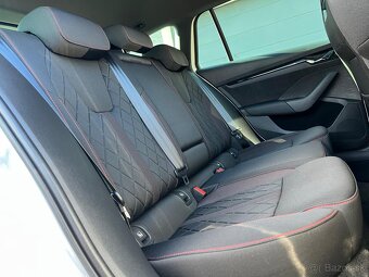 Škoda Octavia Combi 2.0 TDI RS DSG - 19