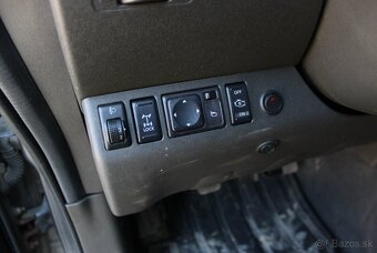 Nissan Navara DoubleCab 2.5 dCi - 19