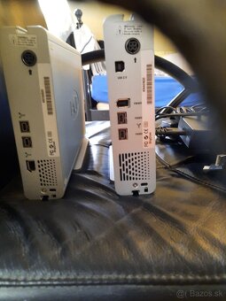 Server a 2x PC s príslušenstvom - 19