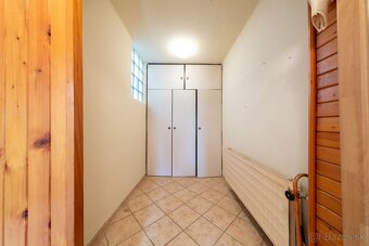 Na predaj dva ihneď obývateľné rodinné domy za cenu jedného  - 19