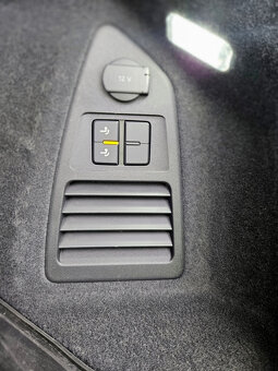 Volkswagen TOUAREG 3.0 V6 TDI A8 4x4, KUP NA SK, TOP - 19