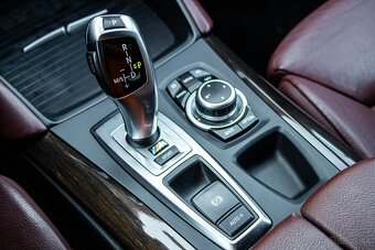 BMW X6 xDrive 35sd, 210kW, A6, Bohatá výbava - 19