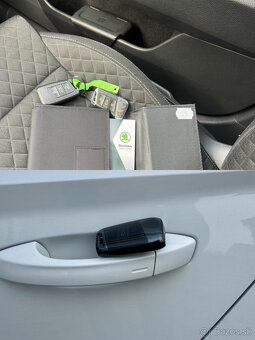 Škoda Superb Combi 2.0TDI 110kW DSG 7A ACC LED 2021 - 19