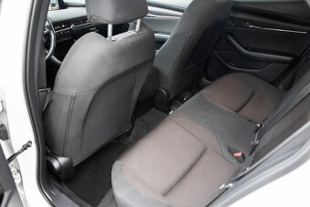 Mazda 3 90kW (2020). - 19