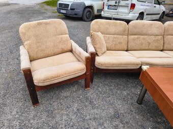 Predám koberce, nábytok, periny - 19