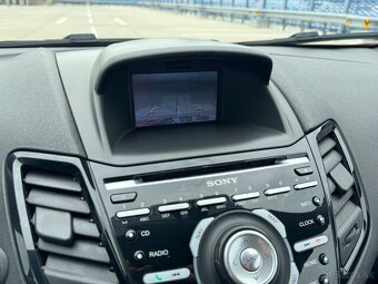 Ford Fiesta ST 1,6 Turbo 2014 SK ŠPZ - 19