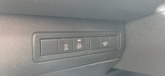 Peugeot 308 1.5 BlueHDI 96kW AUTOMAT - 19