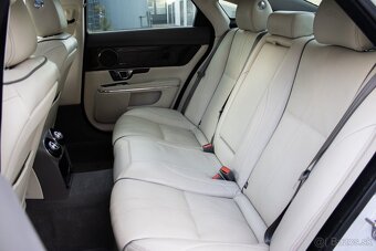 Jaguar XJ R 3.0 V6 250 kW - 19