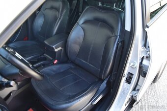 Hyundai ix35 2.0 CRDi VGT Style 4x4 A/T - 19