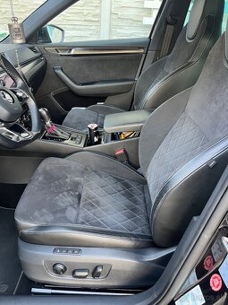 Škoda Superb combi 2.0TDI Sportline Black,virtual,metrix - 19