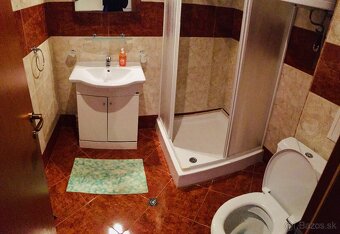 Predám Priestranný apartmán s výhľadom na more Bulharsko - 19