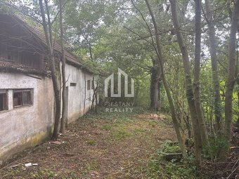 Predaj vidieckej chalupy s kúzlom minulosti v srdci kopaníc - 19